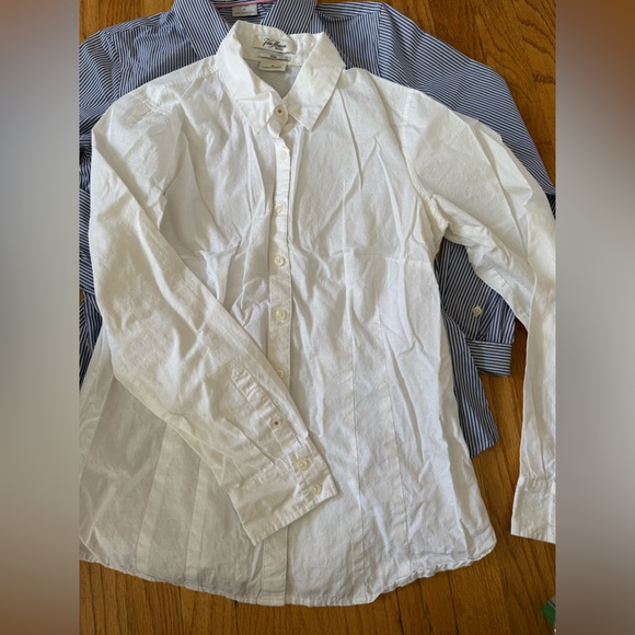 3 White and Blue Patterned Dress Shirt - Women’s Size Medium - Picture 7 of 10